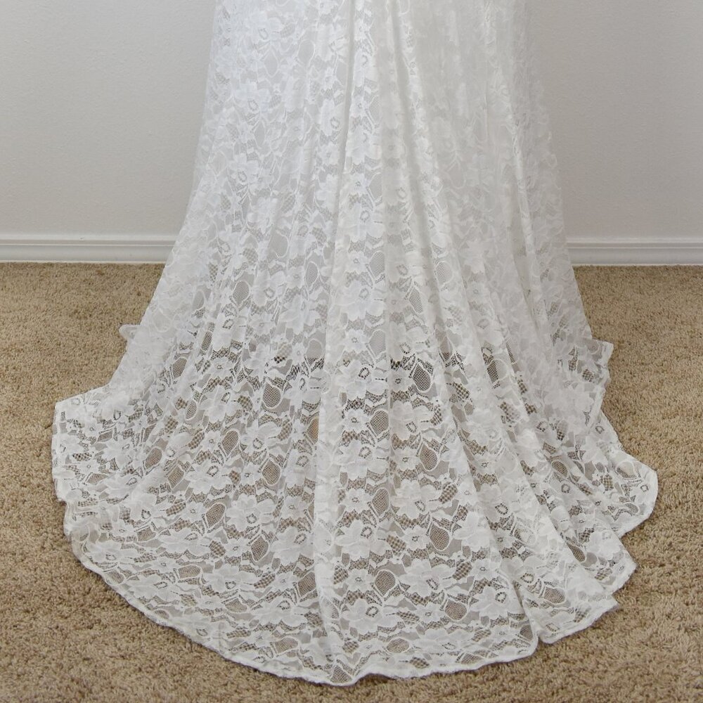 Torrid Ivory Lace Short Sleeve Fit & Flare Wedding Dress NEW - 22 - Picture 4 of 12